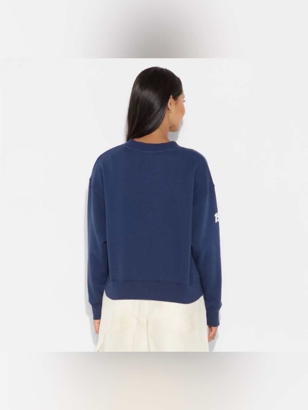 NWT wild fable Navy London Graphic Crewneck Sweatshirt - Picture 2 of 4